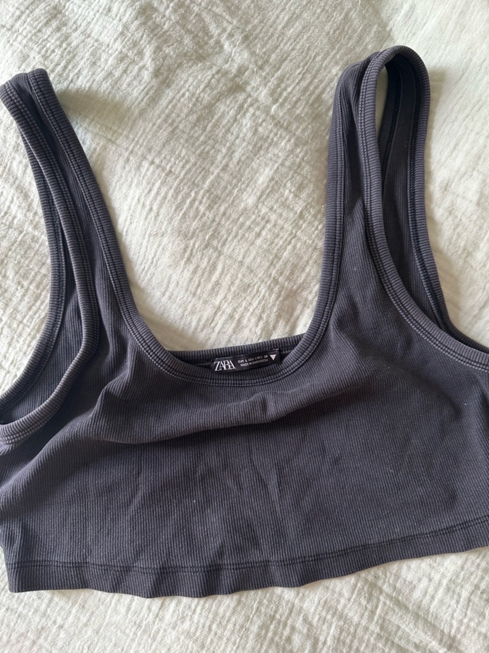 Zara Ribbed Crop in vintage charcoal